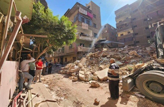 انهيار جزئي لعقار غير مأهول بمنطقة السيدة عائشة