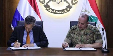 قائد الجيش وقّع مشاريع إنمائية ضمن إطار التعاون العسكري المدني "CIMIC" بدعم من السلطات الهولندية - بوابة فكرة وي