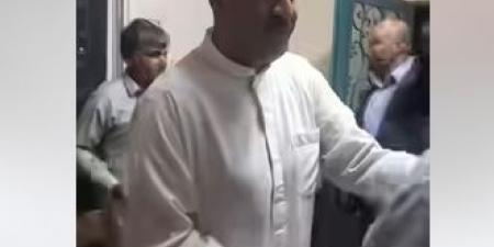 بالفيديو .. أهالي الخالدية يودّعون شاب سوري في لحظات مؤثرة قبل عودته إلى بلده - بوابة فكرة وي