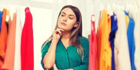 ألوان الملابس تأثيرها النفسي عليك - بوابة فكرة وي