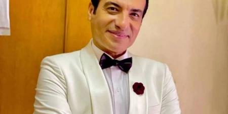 شقيق محمد رحيم يهدّد بمقاضاة إيهاب توفيق! - بوابة فكرة وي