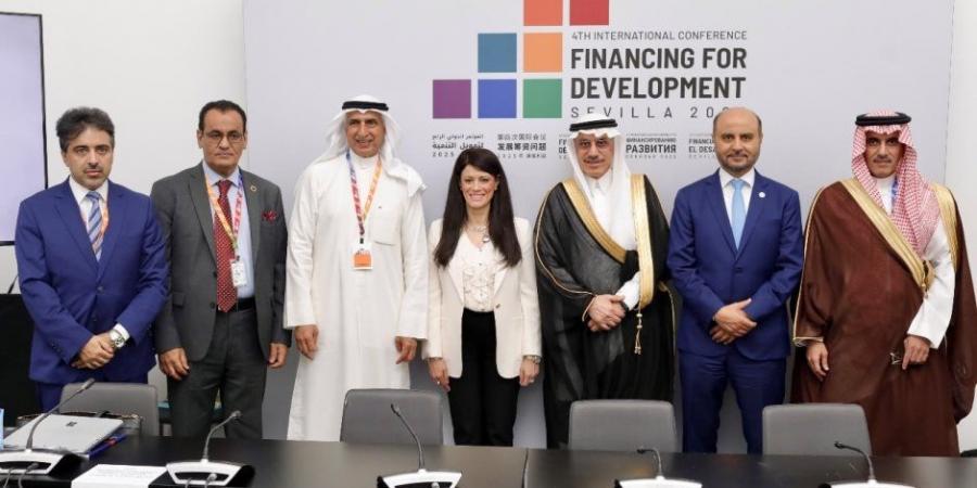 وزيرة التخطيط تشارك في المائدة المستديرة رفيعة المستوى لرؤساء مؤسسات مجموعة التنسيق العربية والمؤسسات التمويلية - بوابة فكرة وي