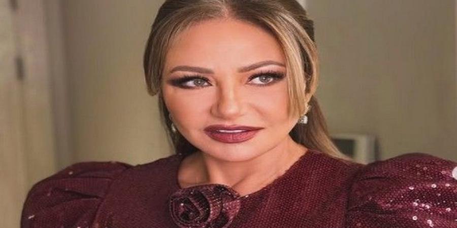 ليلى علوي تعتذر عن خبر وفاة الفريق أحمد شفيق - بوابة فكرة وي