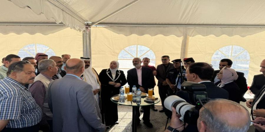 وزيرة النقل: مشروع النقل بين عمّان إربد وعمّان جرش يخدم 7 آلاف راكب يوما - بوابة فكرة وي