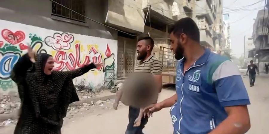 فلسطينية تفجع باستشهاد طفلها في قصف إسرائيلي على غزة | أخبار - بوابة فكرة وي