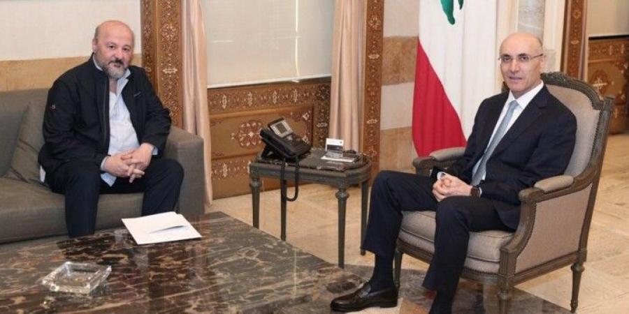 وزير الداخلية بحث مع أربعة نواب بالأوضاع العامة وشؤون إنمائية متصلة بمناطقهم - بوابة فكرة وي