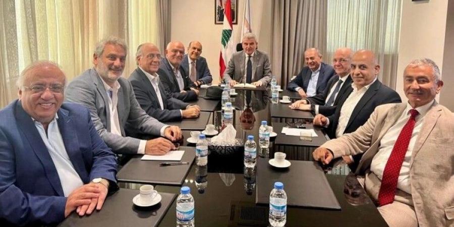 وزير الصناعة بحث مع مجلس رجال الأعمال اللبناني- البرازيلي بإعفاء منتجات صناعية من الرسوم الجمركية البرازيلية - بوابة فكرة وي