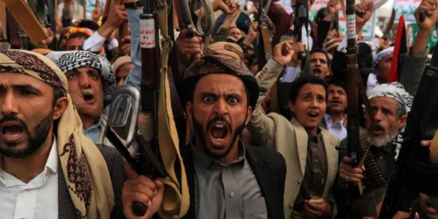 انتهاك صارخ جديد للحوثيين.. طرد إمام جامع من منزله بعد أيام من الإفراج عنه - بوابة فكرة وي