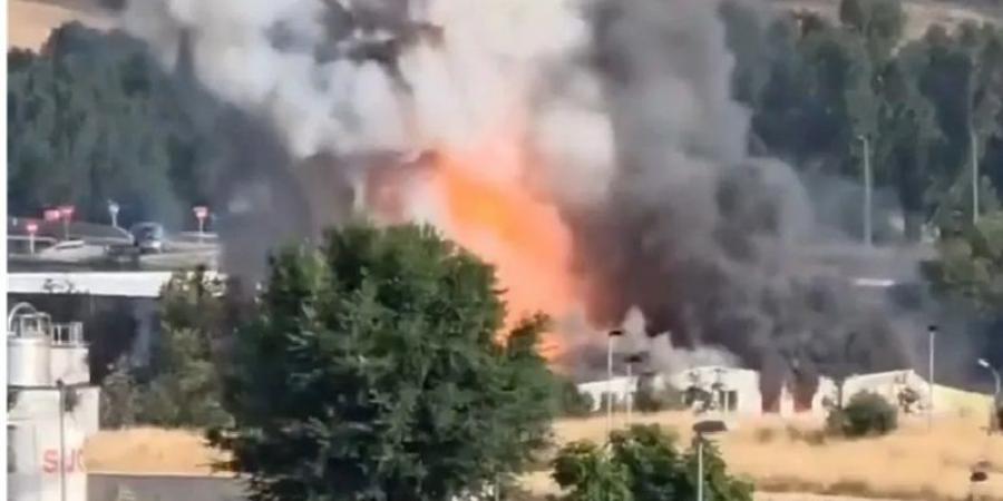 سحابة سامة قرب مدريد وتحذير من مغادرة المنازل - بوابة فكرة وي