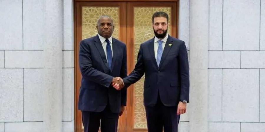 بريطانيا تعترف بالحكومة السورية الجديدة وتعيد العلاقات رسميًا مع دمشق - بوابة فكرة وي