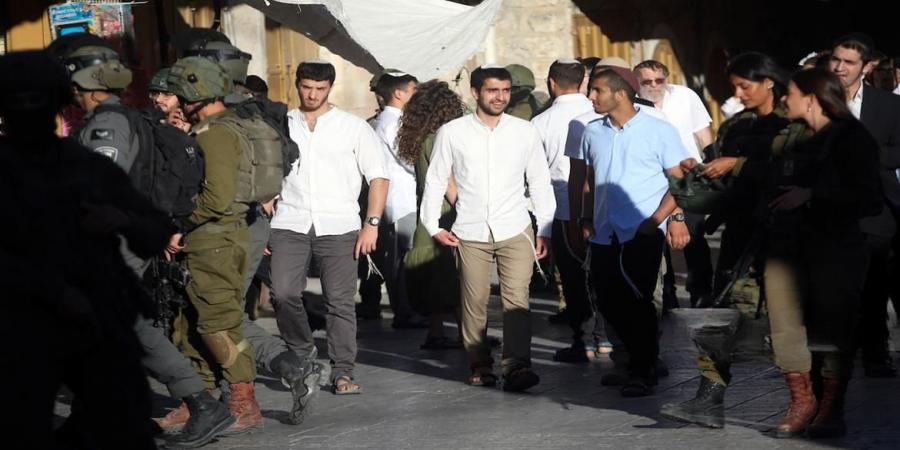 مسيرات استفزازية للمستوطنين الصهاينة في القدس المحتلة - بوابة فكرة وي