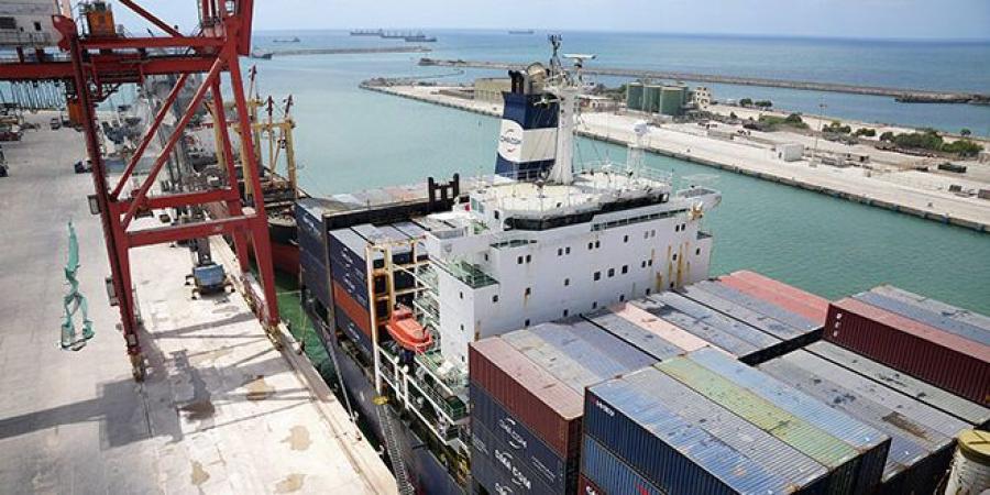 الأولى من نوعها… باخرة حاويات كبيرة تزور مرفأ طرطوس - بوابة فكرة وي