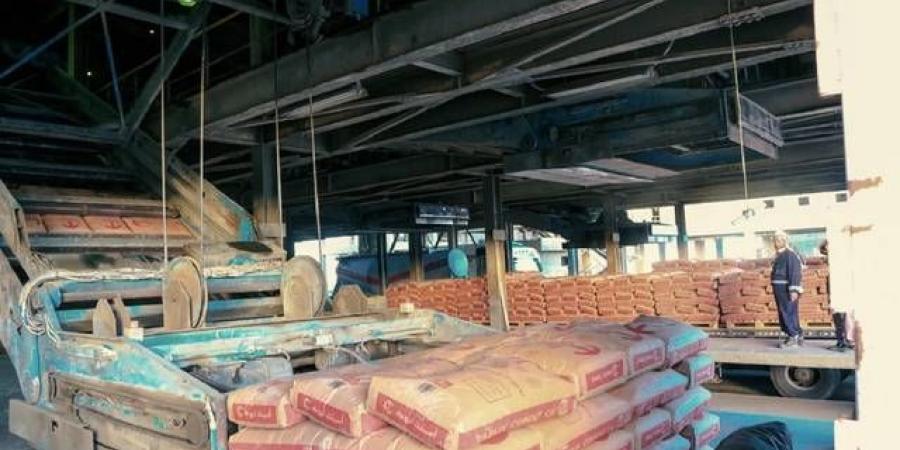 مبيعات شركات الأسمنت السعودية ترتفع إلى 26.5 مليون طنا بالنصف الأول من 2025 - بوابة فكرة وي